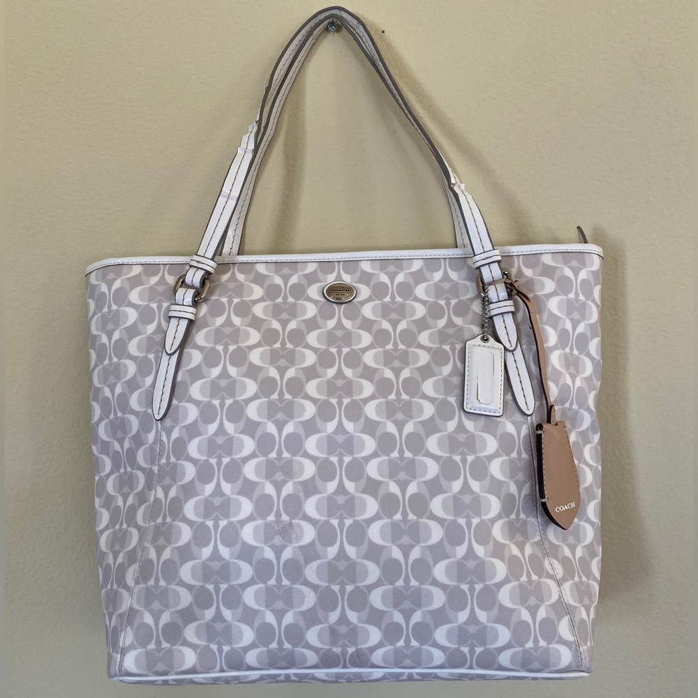 Vintage Coach Peyton Dream C Zip Top Canvas Tote